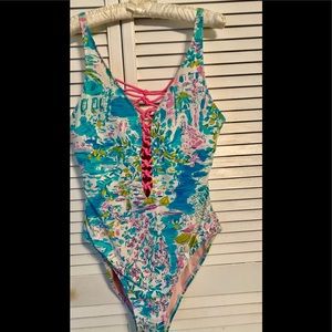 Size 10 Postcards in Positano lattice